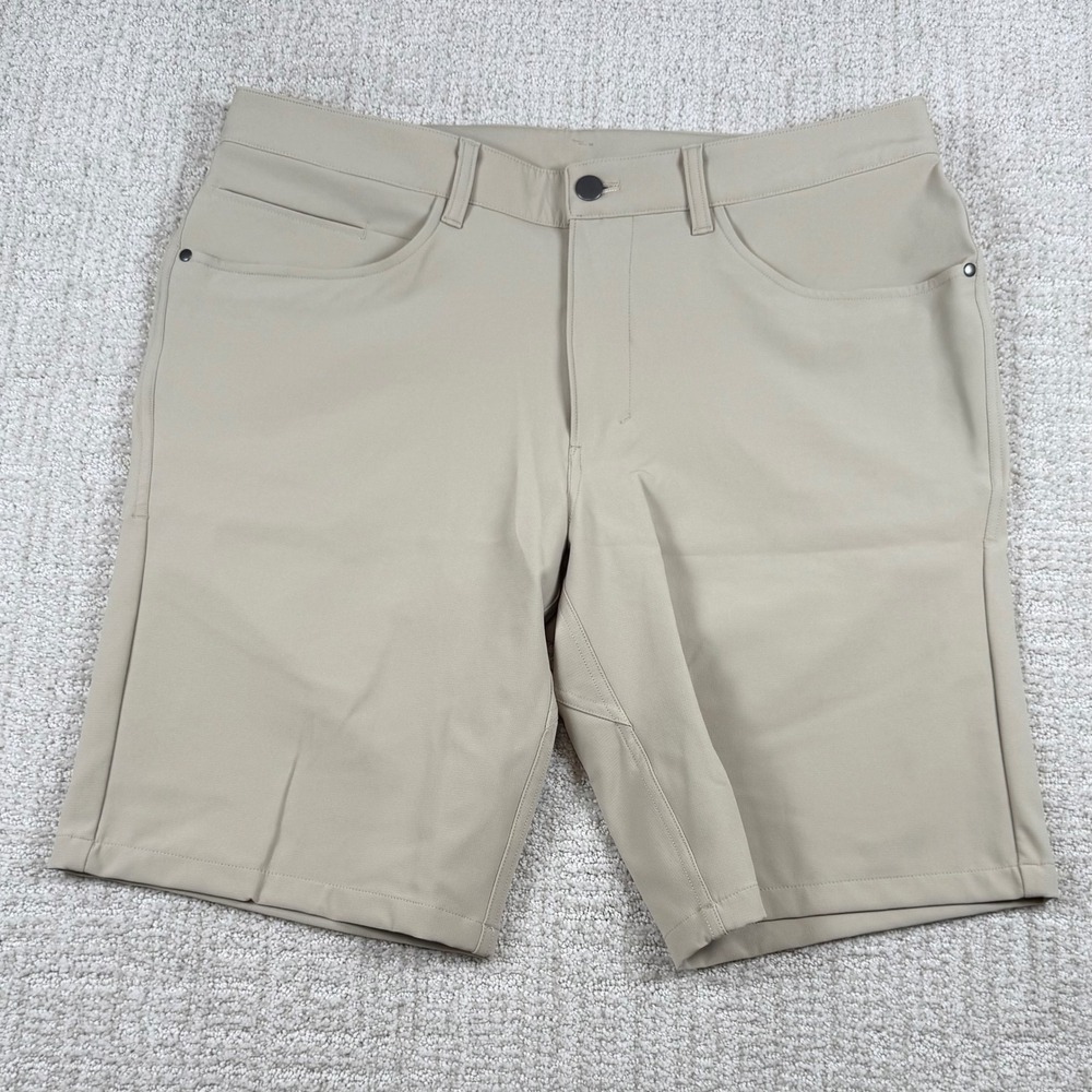 Lululemon Mens 33 Beige 10" ABC Commission Warpstreme Chino Shorts LM7ADSE
